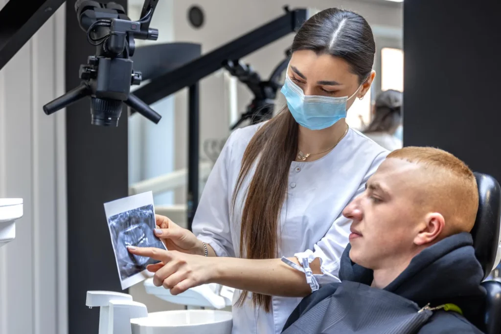 Curso de Odontología Restauradora Basados en Nuevas Tecnologías 1