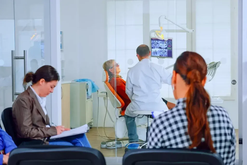 Diplomado gestión de clinicas odontologícas 1