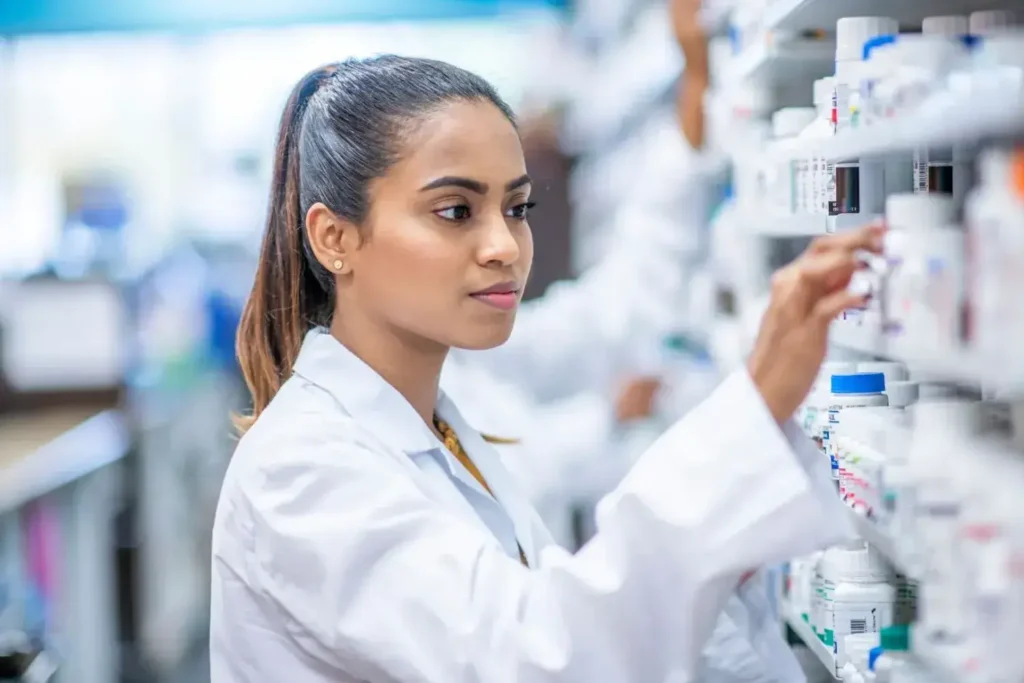 Curso de Dirección de Empresas Farmacéuticas 3