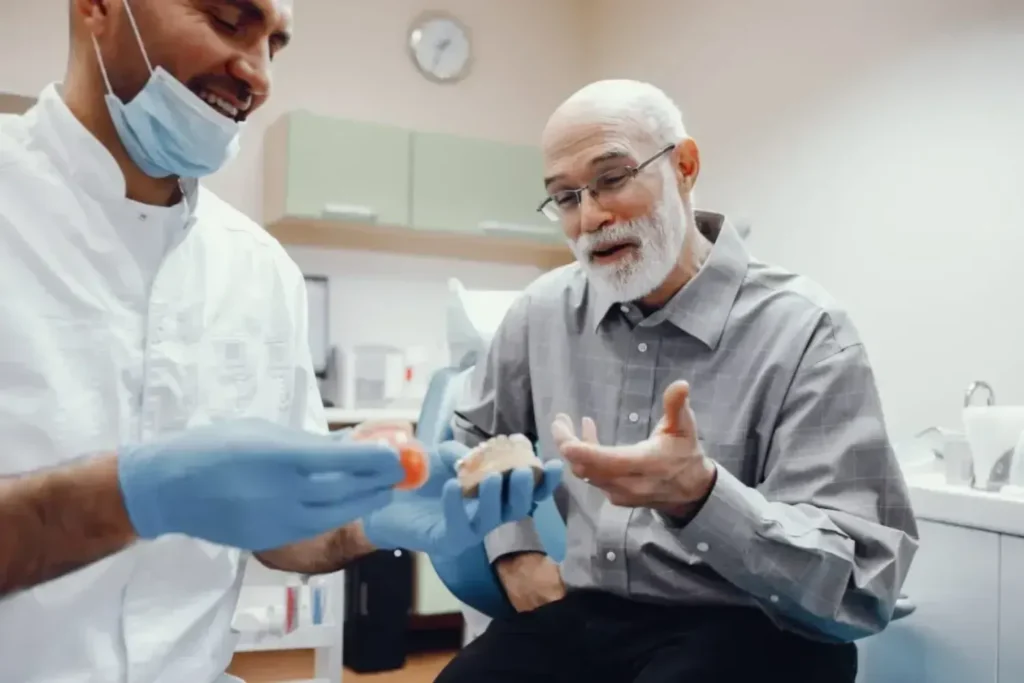 Maestría en Endodoncia Avanzada y Microscopía Clínica 2